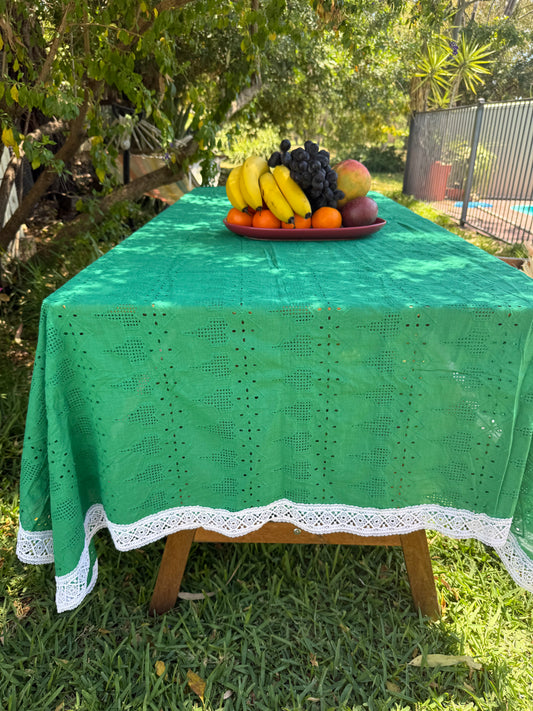 X'mas Green background with embroidery